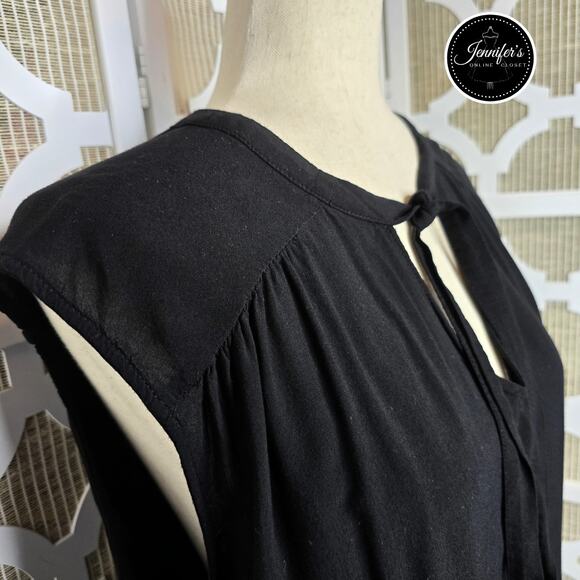 Old Navy Women's Black Front Tie Sleeveless Top Size Large - Picture 3 of 9